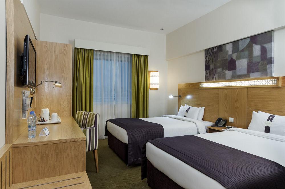 Holiday Inn Express Dubai Safa Park, An Ihg Hotel Exterior foto