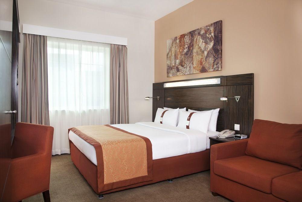 Holiday Inn Express Dubai Safa Park, An Ihg Hotel Exterior foto