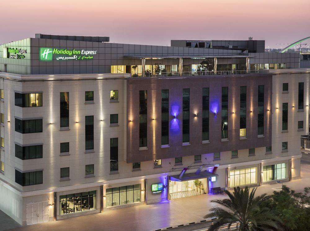 Holiday Inn Express Dubai Safa Park, An Ihg Hotel Exterior foto